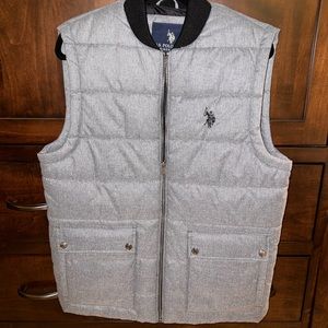 NWOT Mans Grey Vest